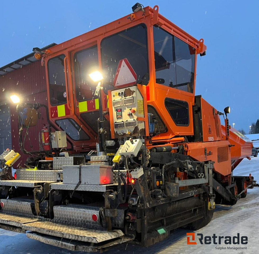 Dynapac F121-6WD - Construction machinery: picture 4 Dynapac F121-6WD - Construction machinery: picture 4