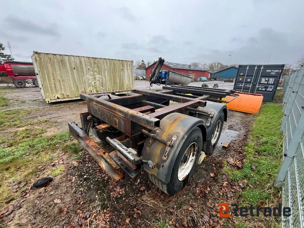 HUMMEL traktortrailer totalvægt 17.450 kg. Egenvægt 2.450 kg. - Chassis trailer: picture 3 HUMMEL traktortrailer totalvægt 17.450 kg. Egenvægt 2.450 kg. - Chassis trailer: picture 3