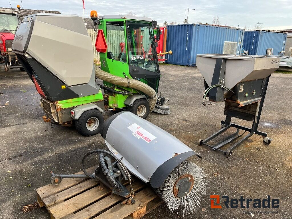 Redskabsbærer Nilfisk FH3 med maskinsæt. - Municipal/ Special vehicle: picture 4 Redskabsbærer Nilfisk FH3 med maskinsæt. - Municipal/ Special vehicle: picture 4