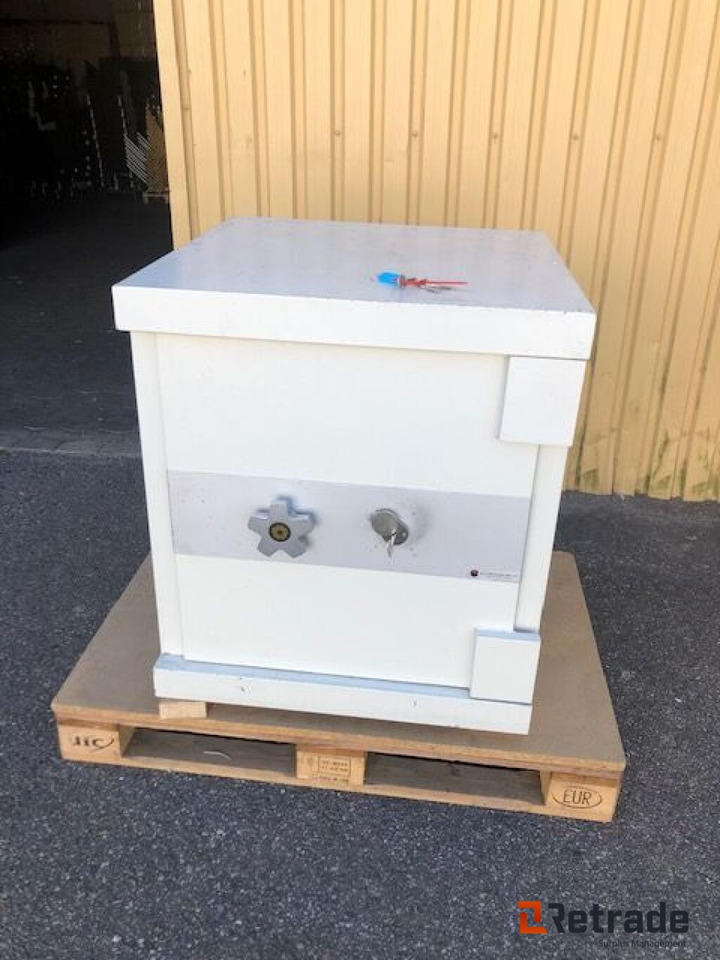 Tool/ Equipment Pengeskab / Safe: picture 1