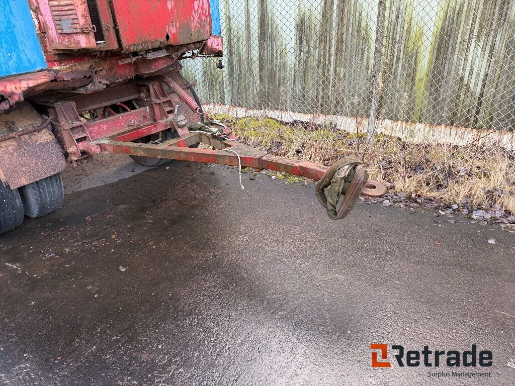 Släpvagn med skåp - Closed box trailer: picture 4 Släpvagn med skåp - Closed box trailer: picture 4