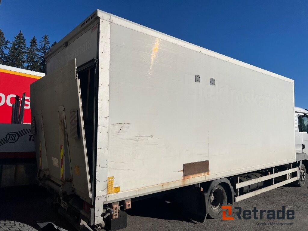 Truck Man TGL12.210 4X2BL - Box truck: picture 5 Truck Man TGL12.210 4X2BL - Box truck: picture 5