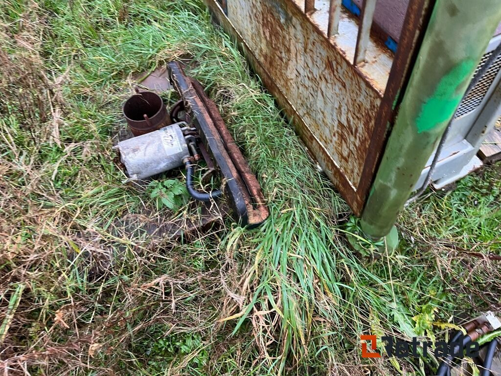 Udstyr og tilbehør AL VAC Vacum flisemaskine - Construction equipment: picture 2 Udstyr og tilbehør AL VAC Vacum flisemaskine - Construction equipment: picture 2