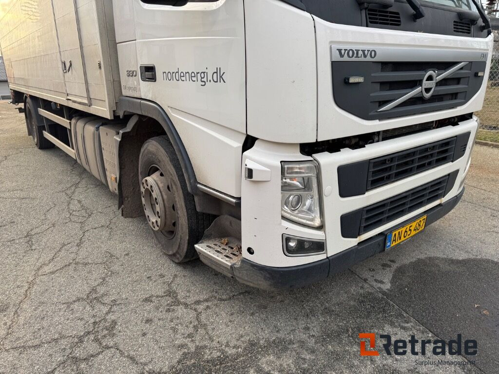 Box truck VOLVO FM 330 4X2: picture 20