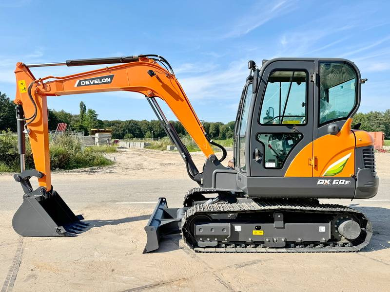 Doosan DX60E-10N NEW! - Mini excavator: picture 1 Doosan DX60E-10N NEW! - Mini excavator: picture 1
