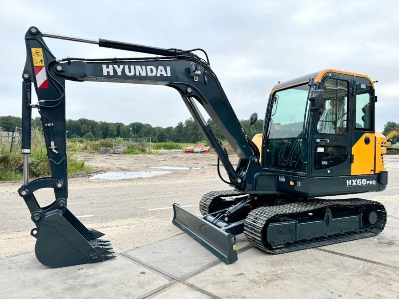 Hyundai HX60 - New / Unused / 2024 Model - Mini excavator: picture 2 Hyundai HX60 - New / Unused / 2024 Model - Mini excavator: picture 2