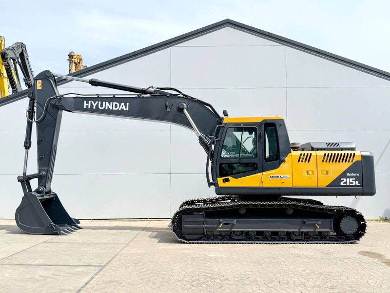 Hyundai R215 Smart Plus *2025 Model* - New / Unused - Crawler excavator: picture 1 Hyundai R215 Smart Plus *2025 Model* - New / Unused - Crawler excavator: picture 1