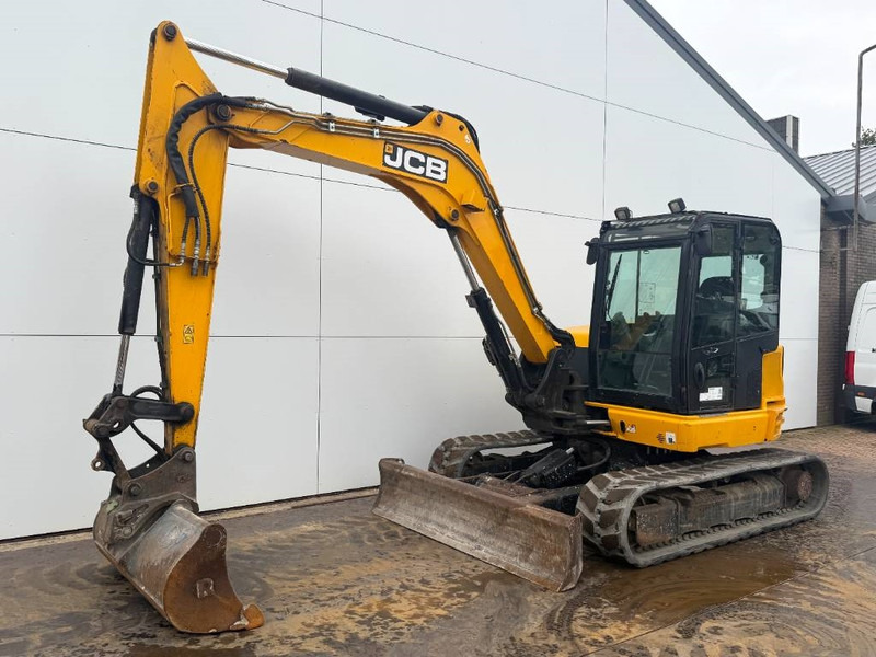 JCB 86C-1 - Hammer Lines / Quick Coupler - Mini excavator: picture 2 JCB 86C-1 - Hammer Lines / Quick Coupler - Mini excavator: picture 2