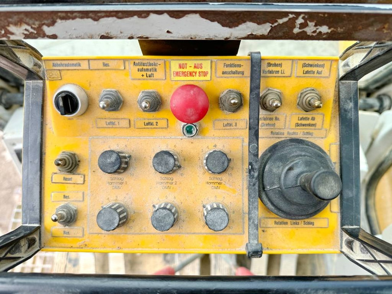 Crawler excavator Liebherr R934 HDS + Wimmer Drill / 3 Tamrock HE122: picture 9 Crawler excavator Liebherr R934 HDS + Wimmer Drill / 3 Tamrock HE122: picture 9