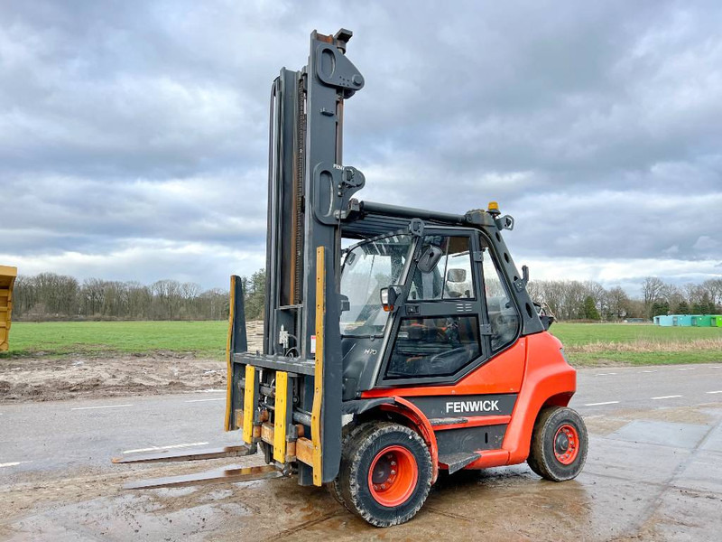 Linde H70T-02 - Side shift / Fork positioners - LPG forklift: picture 1 Linde H70T-02 - Side shift / Fork positioners - LPG forklift: picture 1