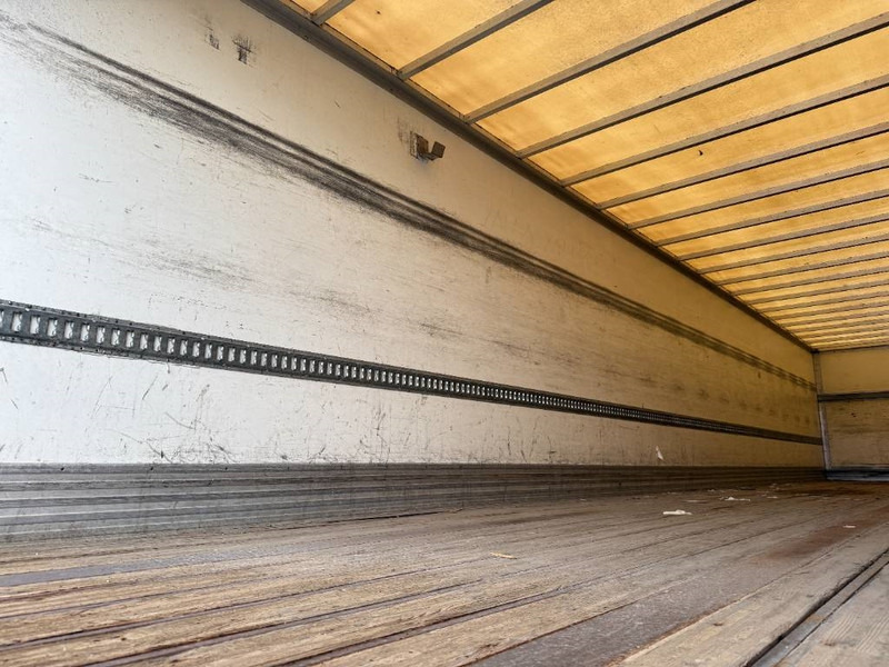 Closed box semi-trailer Samro SR233DVP - Dutch Trailer / Forced Steering: picture 16