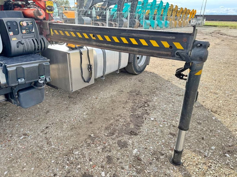 Tractor unit DAF 85.360 + Effer 165-11-48 - Automatic / kran Crane: picture 13 Tractor unit DAF 85.360 + Effer 165-11-48 - Automatic / kran Crane: picture 13