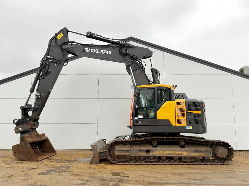 Volvo ECR355ENL - German Machine / Oilquick / Auto Lube - Crawler excavator: picture 3 Volvo ECR355ENL - German Machine / Oilquick / Auto Lube - Crawler excavator: picture 3