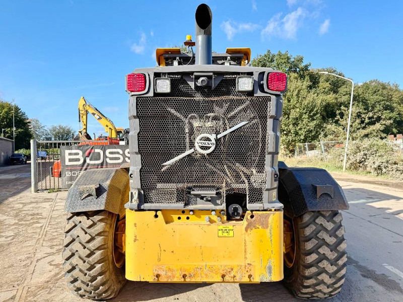 Volvo G960B - 4.90 Meter Blade / Backup Camera - Grader: picture 3 Volvo G960B - 4.90 Meter Blade / Backup Camera - Grader: picture 3