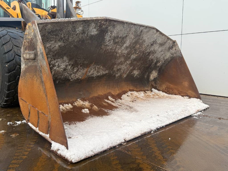 Wheel loader Volvo L120H - 3rd Function / Quick Coupler: picture 18