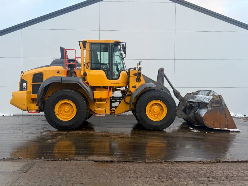 Wheel loader Volvo L120H - 3rd Function / Quick Coupler: picture 6