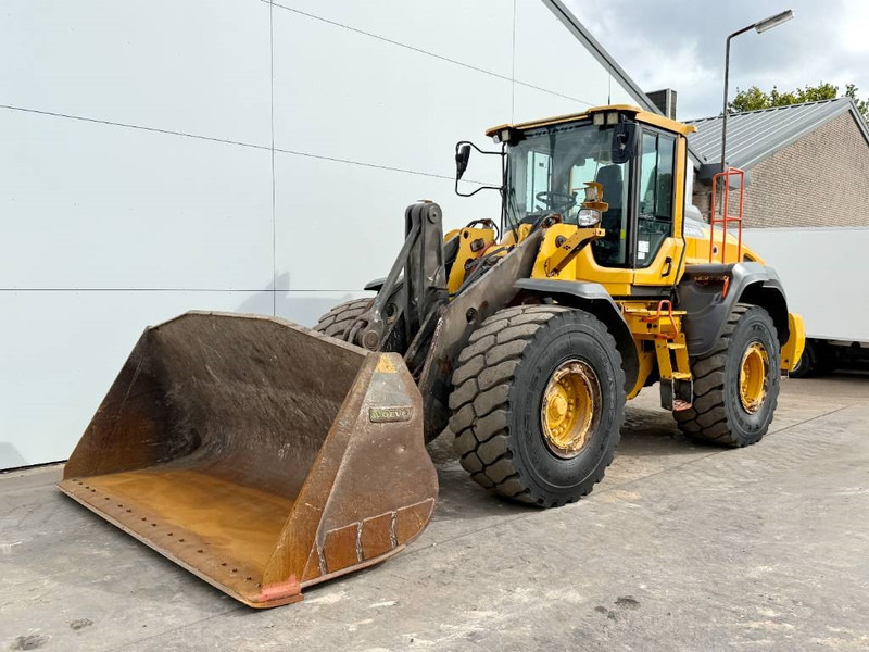Volvo L120H - 3rd Function / Quick Coupler - Wheel loader: picture 2 Volvo L120H - 3rd Function / Quick Coupler - Wheel loader: picture 2