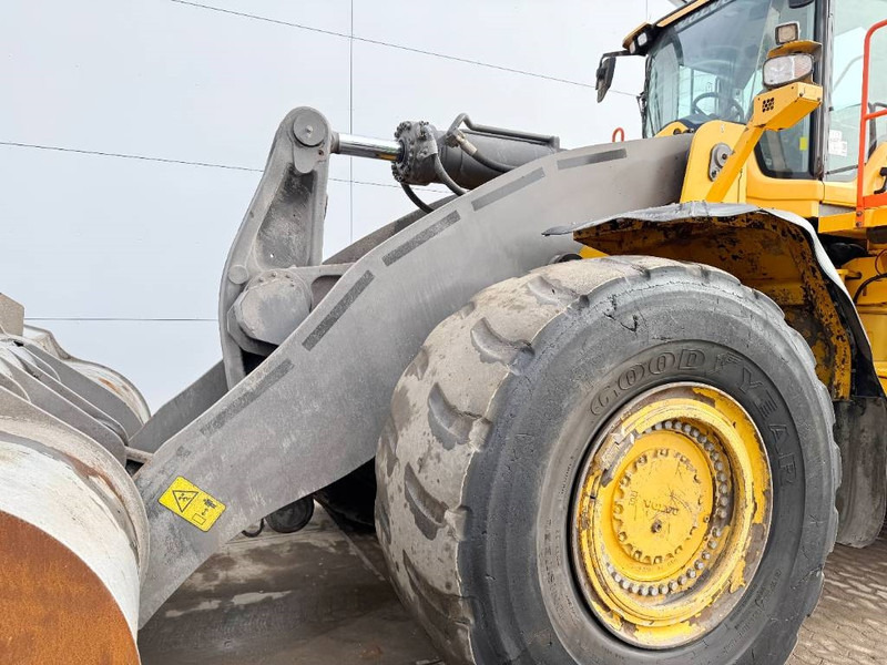 Wheel loader Volvo L350H - Dutch Machine / CDC Steering: picture 16