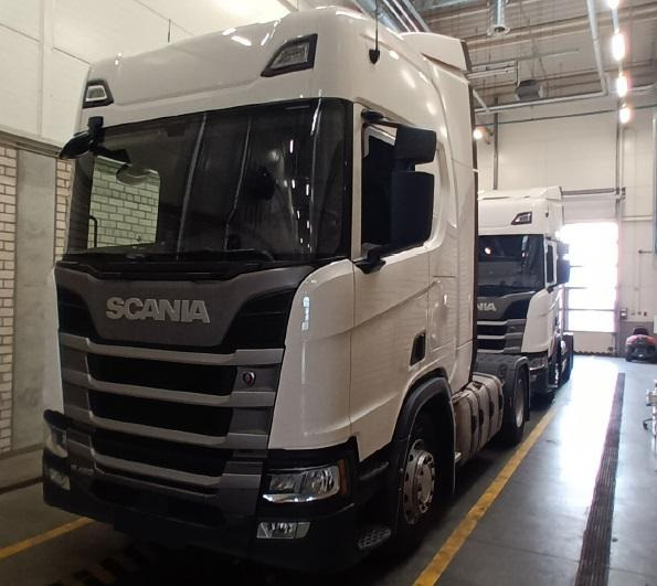 Scania R 450 - Tractor unit: picture 1 Scania R 450 - Tractor unit: picture 1