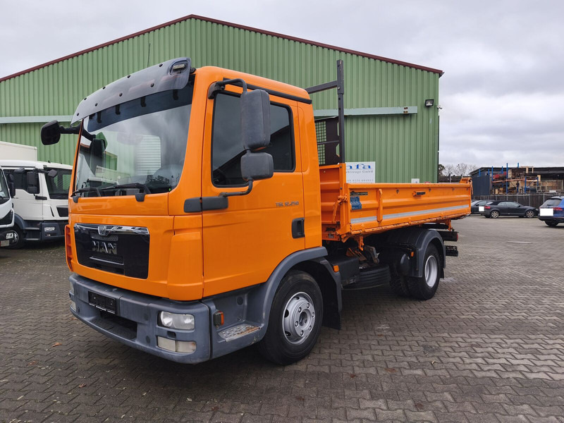MAN TGL 12.250 - Tipper: picture 3 MAN TGL 12.250 - Tipper: picture 3