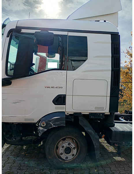 MAN TGL 12.250 - Cab chassis truck: picture 5 MAN TGL 12.250 - Cab chassis truck: picture 5