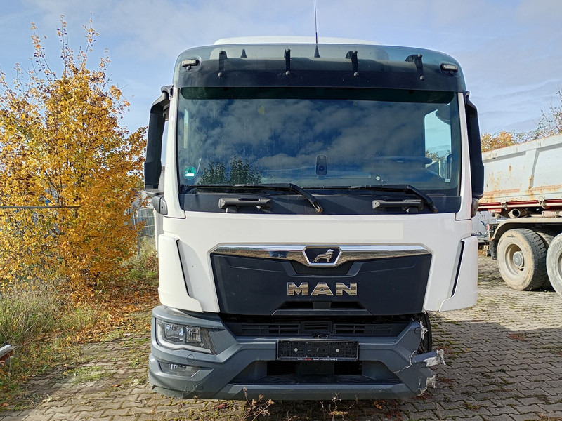 MAN TGL 12.250 - Cab chassis truck: picture 4 MAN TGL 12.250 - Cab chassis truck: picture 4