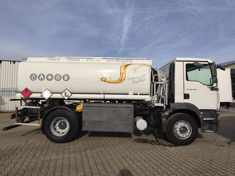 MAN TGM 18.240 12.400 l - Tanker truck: picture 4 MAN TGM 18.240 12.400 l - Tanker truck: picture 4