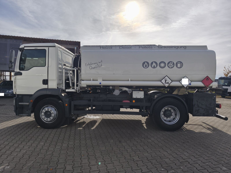 MAN TGM 18.240 12.400 l - Tanker truck: picture 5 MAN TGM 18.240 12.400 l - Tanker truck: picture 5