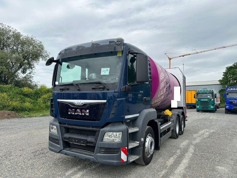 MAN TGS 28.320 - Refuse truck: picture 2 MAN TGS 28.320 - Refuse truck: picture 2