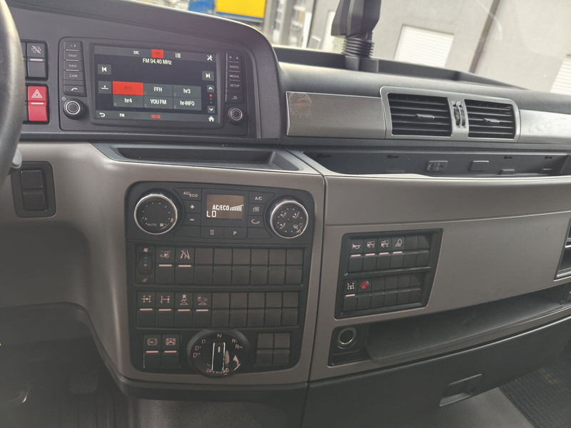 Leasing of MAN TGX 26.500 Holz-LKW Euro6 6x4 Holztransporter m Palfinger (16) MAN TGX 26.500 Holz-LKW Euro6 6x4 Holztransporter m Palfinger (16): picture 19