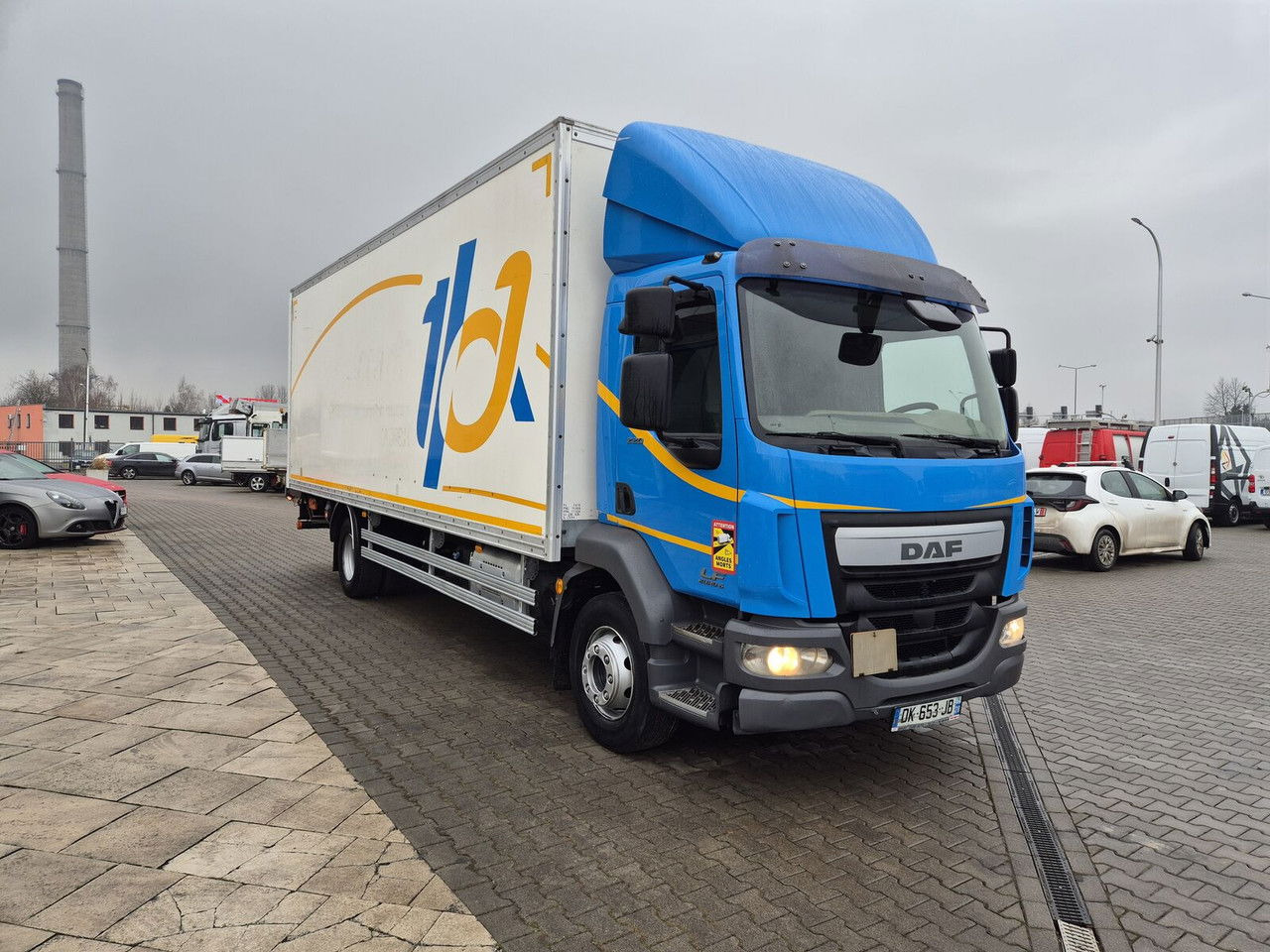 DAF LF 220 1 Owner / Serviced / Super Condition - Box truck: picture 2 DAF LF 220 1 Owner / Serviced / Super Condition - Box truck: picture 2