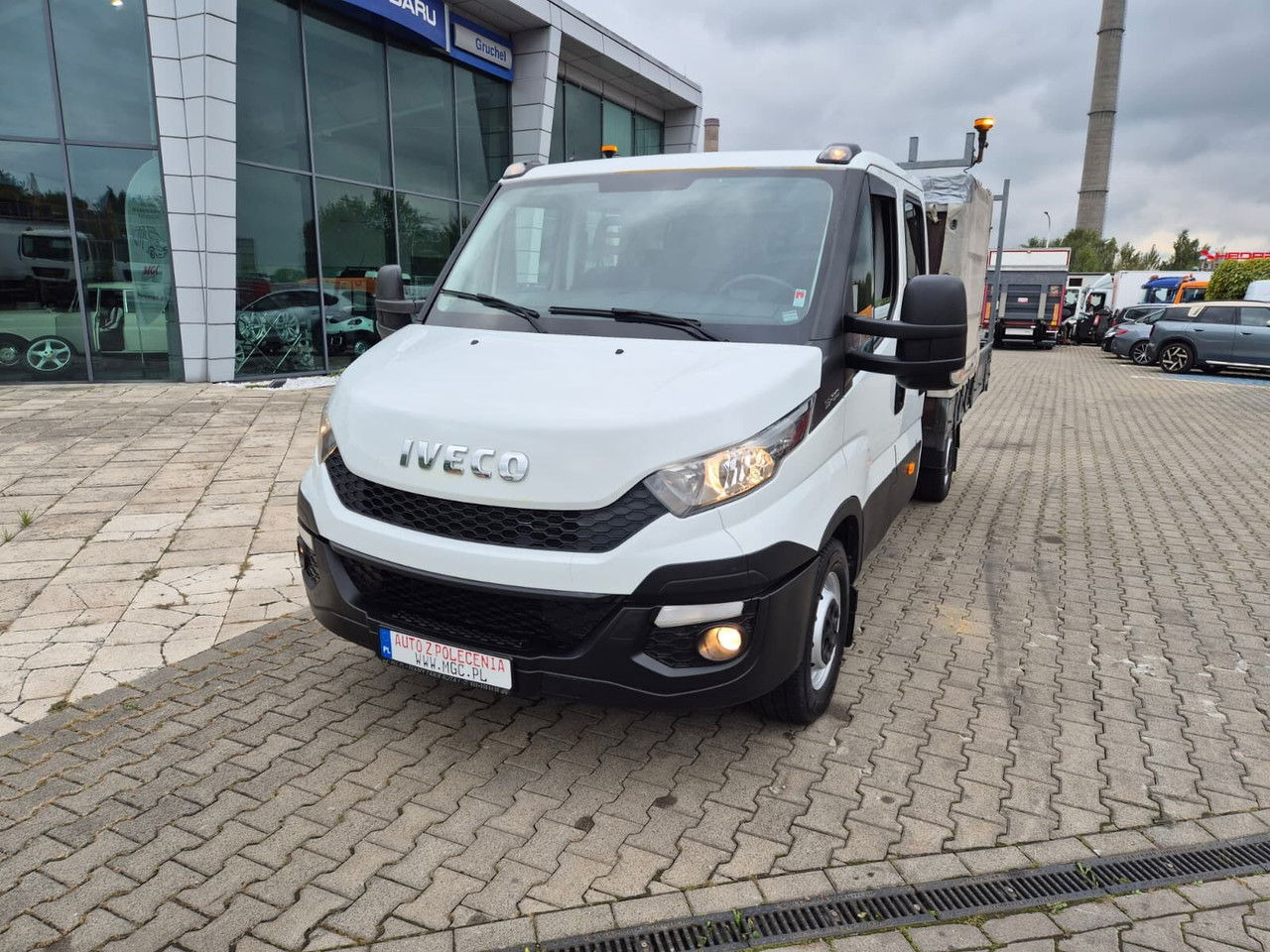 IVECO Daily 35 35S15 / Doka / 1 Owner / LOW KM / 7 Seats - Open body delivery van: picture 2 IVECO Daily 35 35S15 / Doka / 1 Owner / LOW KM / 7 Seats - Open body delivery van: picture 2