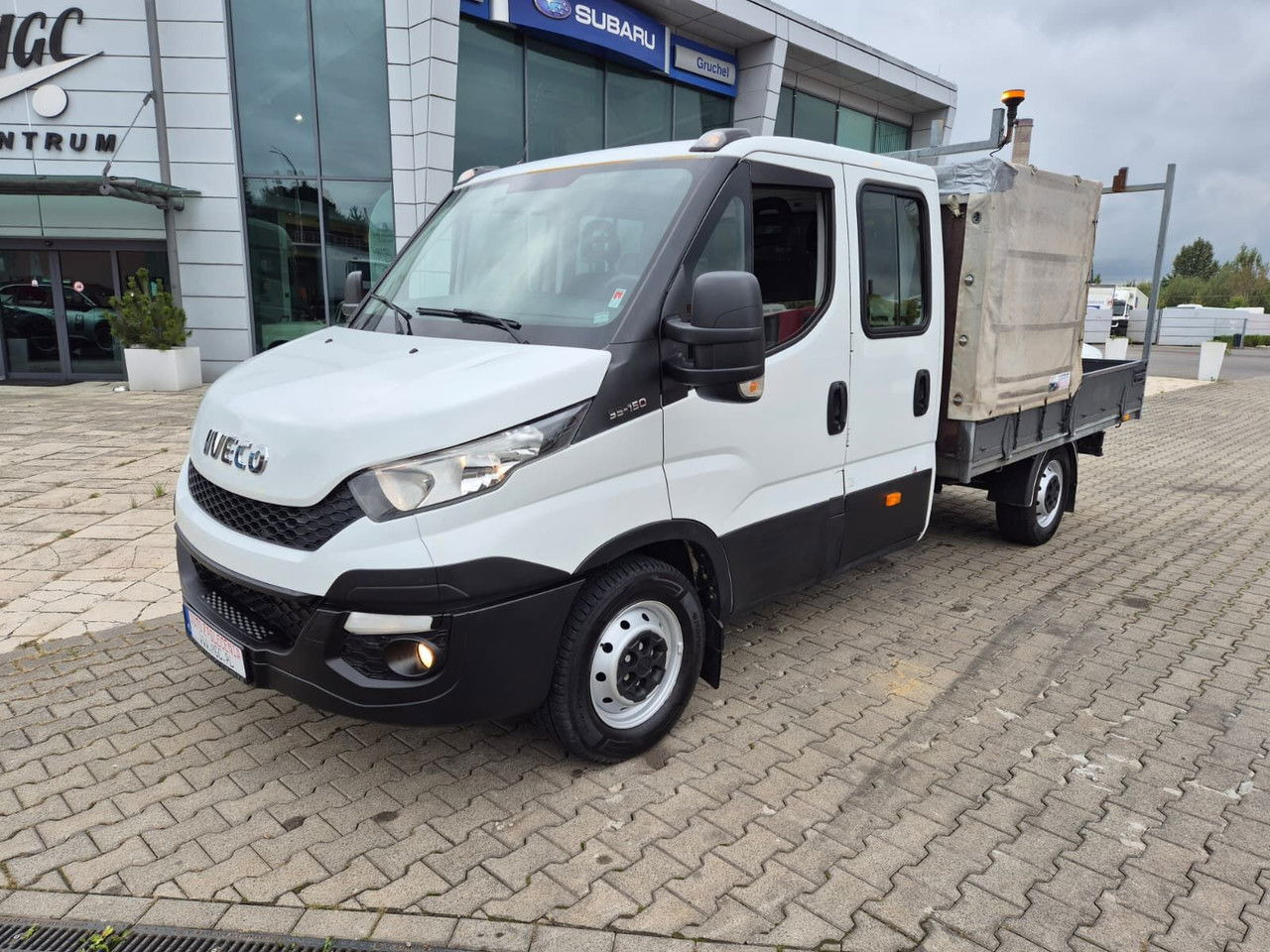 IVECO Daily 35 35S15 / Doka / 1 Owner / LOW KM / 7 Seats - Open body delivery van: picture 1 IVECO Daily 35 35S15 / Doka / 1 Owner / LOW KM / 7 Seats - Open body delivery van: picture 1