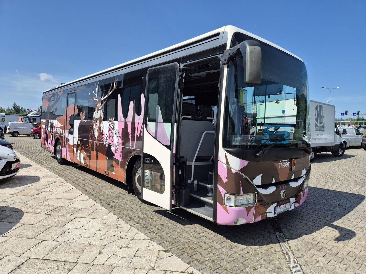 Irisbus 330 KM / Automat / 24 + 1 Seats / Like Camper / SO LAR Panels - Suburban bus: picture 4 Irisbus 330 KM / Automat / 24 + 1 Seats / Like Camper / SO LAR Panels - Suburban bus: picture 4