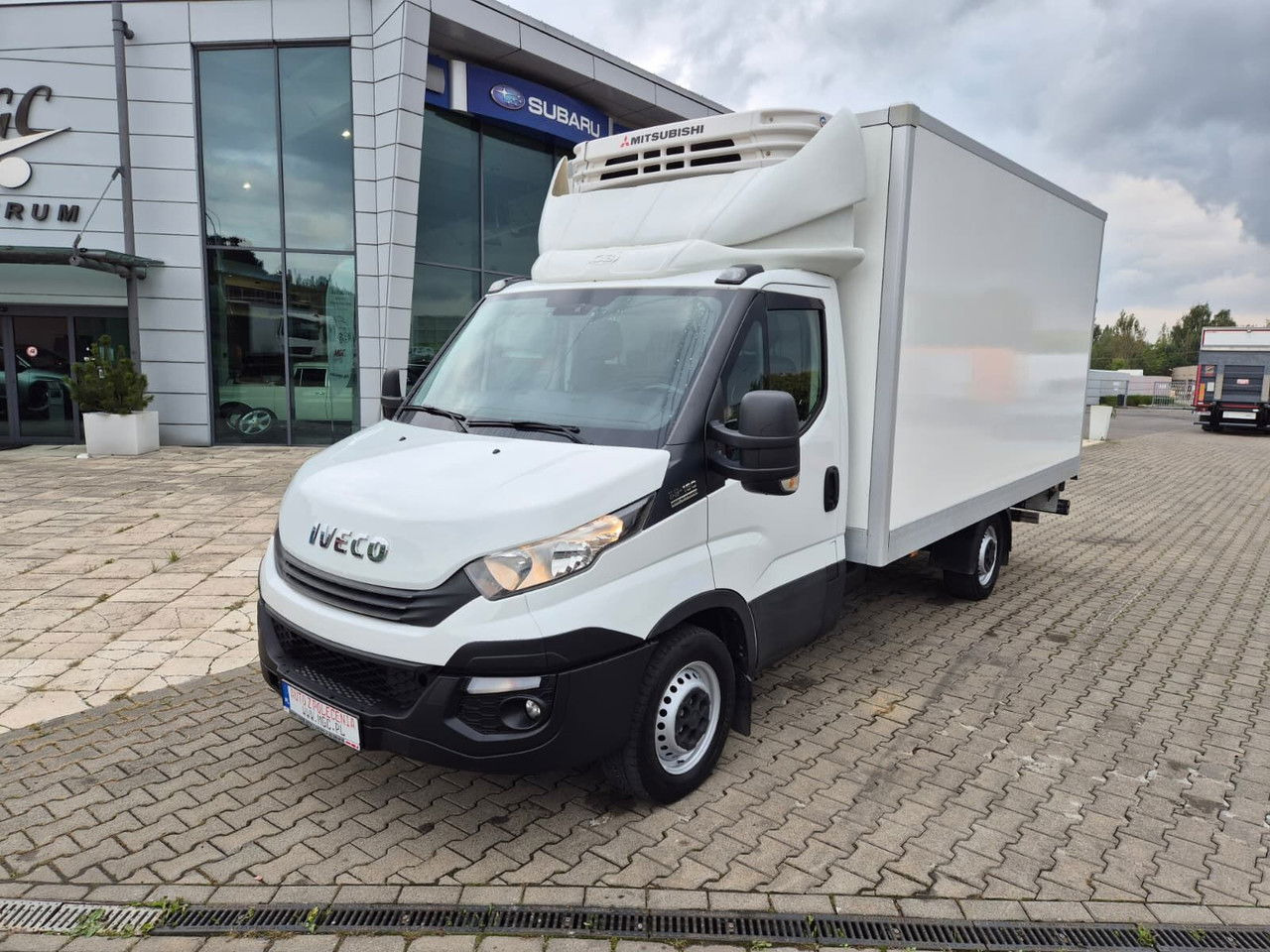 Iveco Daily 35S16 Hi-Matic / 1 Owner / Mitsubishi / Serviced - Refrigerated delivery van: picture 2 Iveco Daily 35S16 Hi-Matic / 1 Owner / Mitsubishi / Serviced - Refrigerated delivery van: picture 2