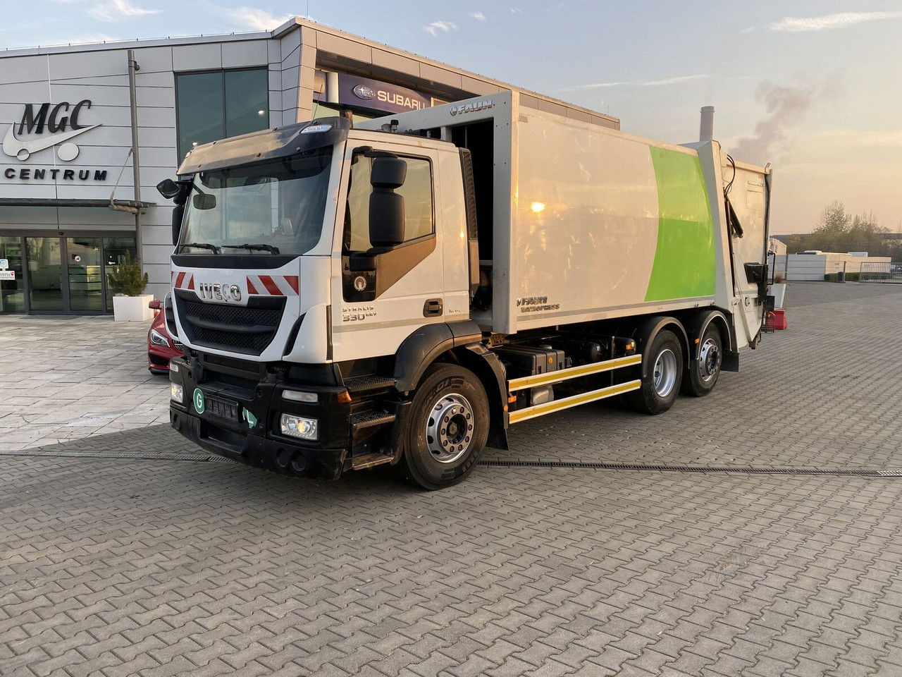 Iveco Stralis 330 EEV / Faun Vario Press 11 27M3 / Service NEW / TOP Iveco Stralis 330 EEV / Faun Vario Press 11 27M3 / Service NEW / TOP - Refuse truck: picture 2 Iveco Stralis 330 EEV / Faun Vario Press 11 27M3 / Service NEW / TOP Iveco Stralis 330 EEV / Faun Vario Press 11 27M3 / Service NEW / TOP - Refuse truck: picture 2