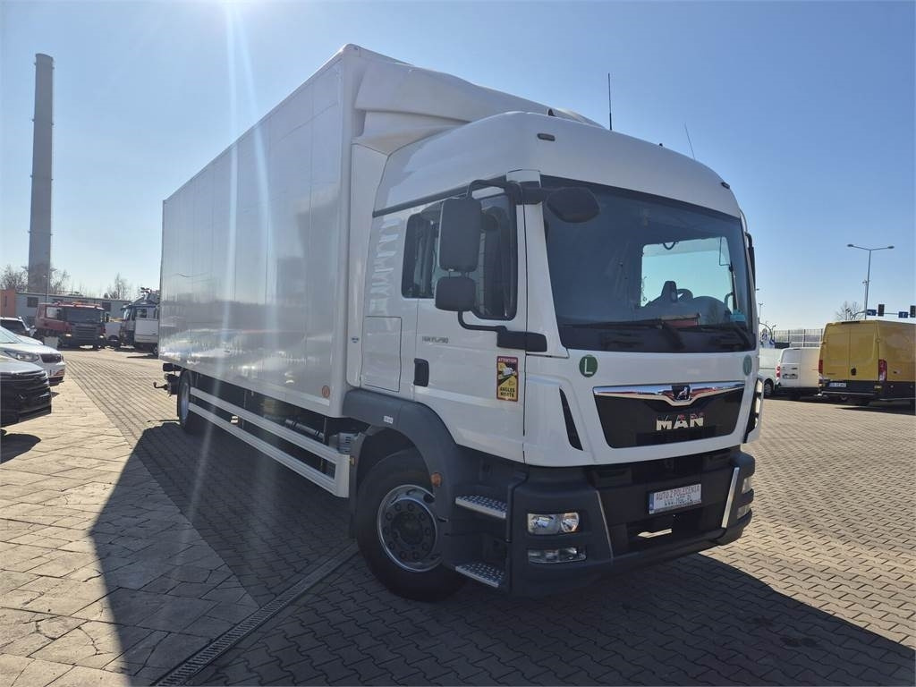 MAN TGM 15.290 / HIGH CONTAINER / SERVICED! / 1 OWNER - Box truck: picture 4 MAN TGM 15.290 / HIGH CONTAINER / SERVICED! / 1 OWNER - Box truck: picture 4