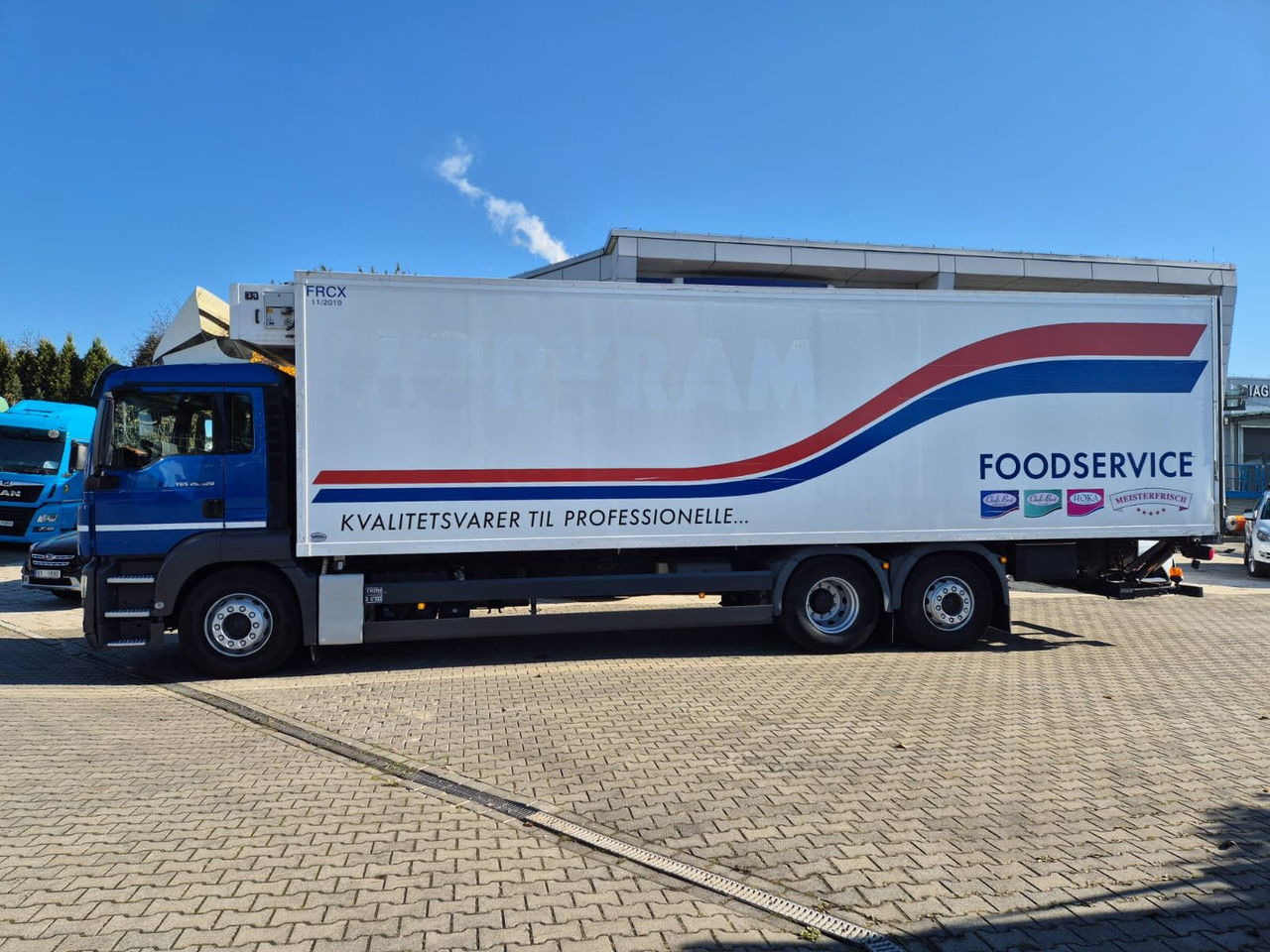 Refrigerated truck MAN TGS 26.320 24 EP / Frigoblock / 1 Owner / Serviced: picture 10