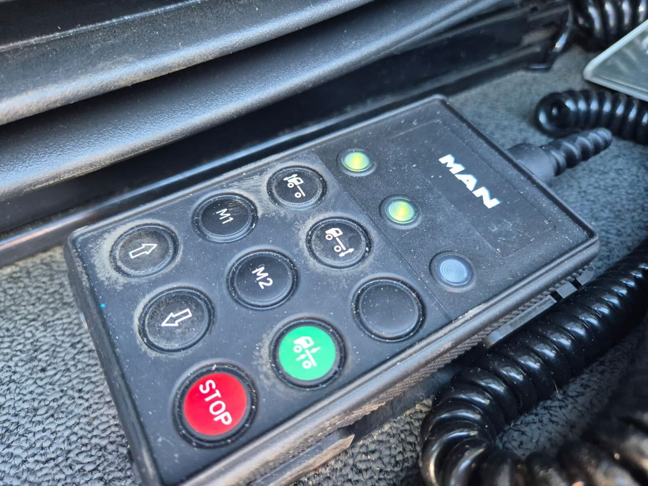 Refrigerated truck MAN TGS 26.320 24 EP / Frigoblock / 1 Owner / Serviced: picture 29