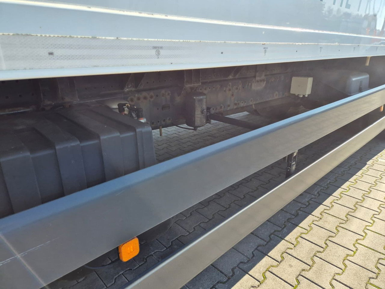 Refrigerated truck MAN TGS 26.320 24 EP / Frigoblock / 1 Owner / Serviced: picture 13