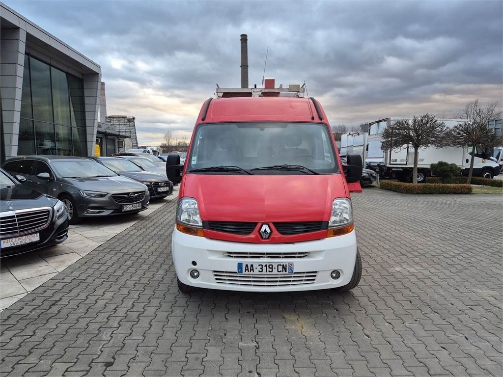 Renault Master 2.5 DCi / ONLY 25TKM!!! / LIKE NEW / WE HAV - Fire engine: picture 4 Renault Master 2.5 DCi / ONLY 25TKM!!! / LIKE NEW / WE HAV - Fire engine: picture 4