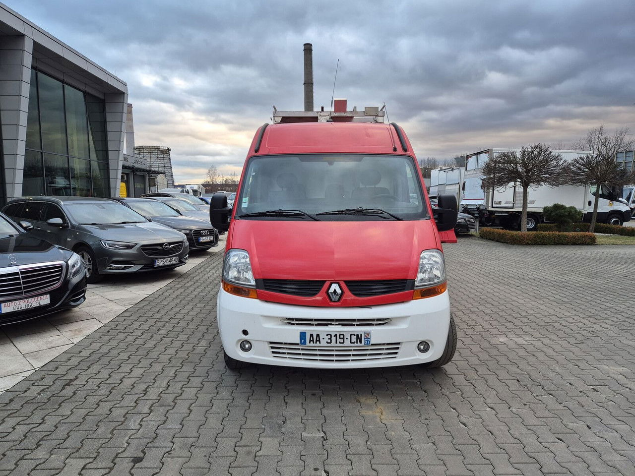 Renault Master 2.5 DCi / Only 25TKM / Like NEW / WE Have 3 THE Same Renault Master 2.5 DCi / Only 25TKM / Like NEW / WE Have 3 THE Same - Fire engine: picture 4 Renault Master 2.5 DCi / Only 25TKM / Like NEW / WE Have 3 THE Same Renault Master 2.5 DCi / Only 25TKM / Like NEW / WE Have 3 THE Same - Fire engine: picture 4