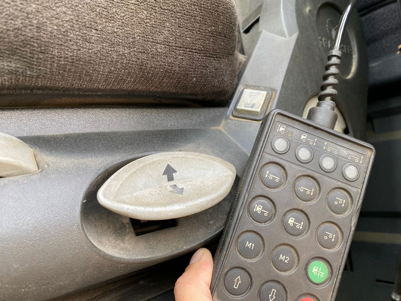 Tipper SCANIA R480 E4 / Grain Side Kipper / Frame 7.2m Long: picture 30