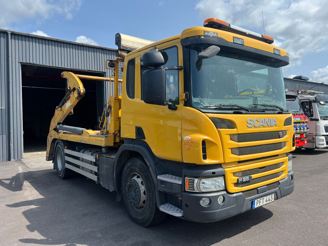Scania P280 - Container transporter/ Swap body truck: picture 2 Scania P280 - Container transporter/ Swap body truck: picture 2