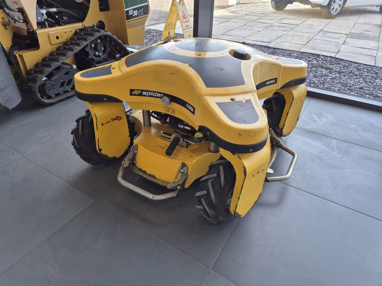 Spider MINI Mini Spider II / 4X4 / NEW Service / Works Great - Lawn mower: picture 1 Spider MINI Mini Spider II / 4X4 / NEW Service / Works Great - Lawn mower: picture 1