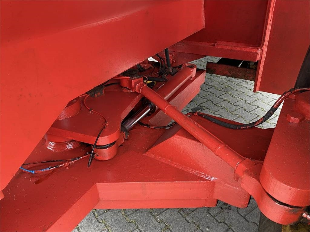 Reach stacker Svetruck TMF 12/9 HB / 1 OWNER / ELME SPREADER / WOOD LOG A: picture 16