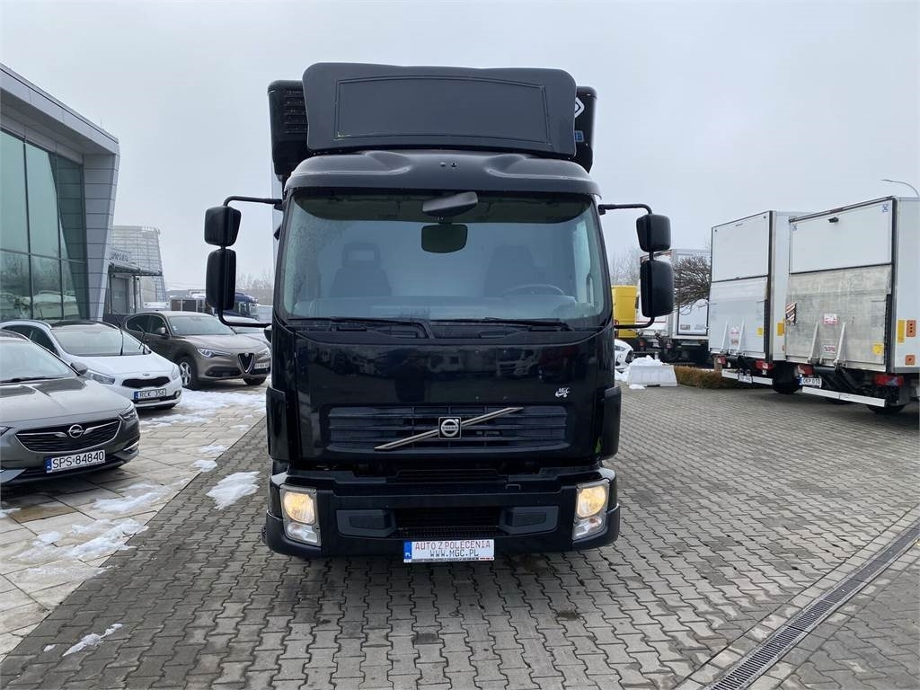 Volvo FL240 / HULSTEINS / 18 EP / 1 OWNER / SERVICED! - Refrigerated truck: picture 3 Volvo FL240 / HULSTEINS / 18 EP / 1 OWNER / SERVICED! - Refrigerated truck: picture 3