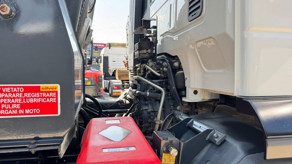 Leasing of  Iveco Trakker AD410T45 8x4 20m3 - hydr. back - 72.000km Iveco Trakker AD410T45 8x4 20m3 - hydr. back - 72.000km: picture 13