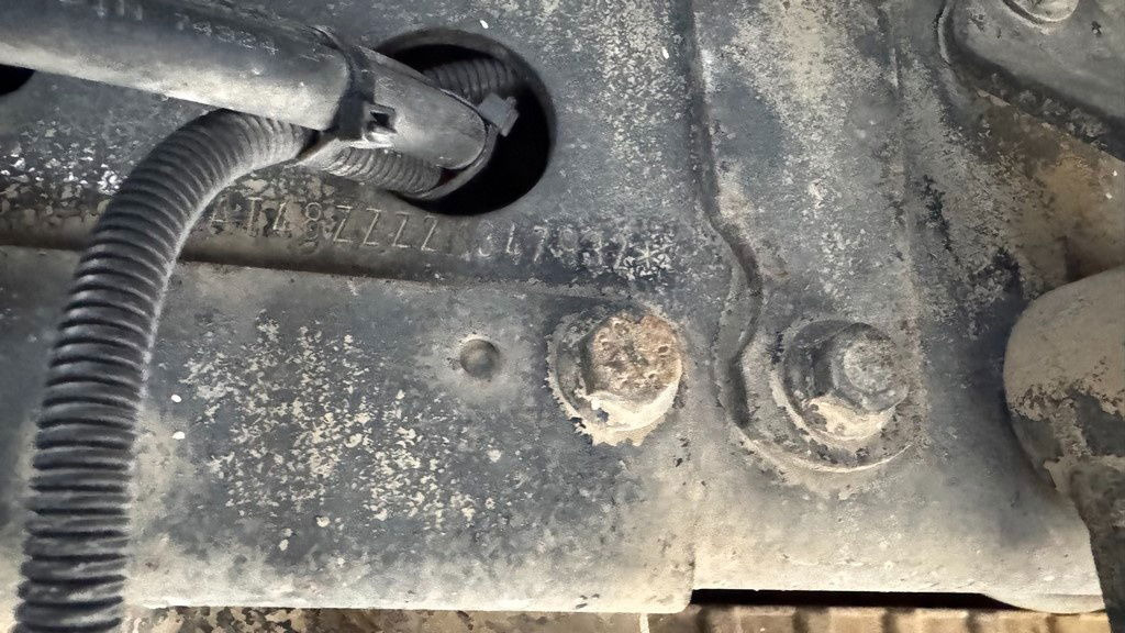 Leasing of MAN 27.414 FE 410A 6x4 stetter - 7m3 - euro 3 MAN 27.414 FE 410A 6x4 stetter - 7m3 - euro 3: picture 28 Leasing of MAN 27.414 FE 410A 6x4 stetter - 7m3 - euro 3 MAN 27.414 FE 410A 6x4 stetter - 7m3 - euro 3: picture 28