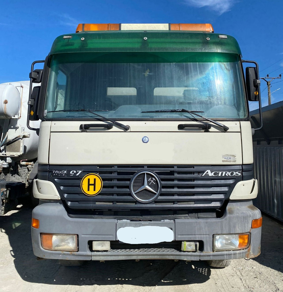 Mercedes-Benz Actros 2635 K 6X4 3 sided tipper - Tipper: picture 3 Mercedes-Benz Actros 2635 K 6X4 3 sided tipper - Tipper: picture 3